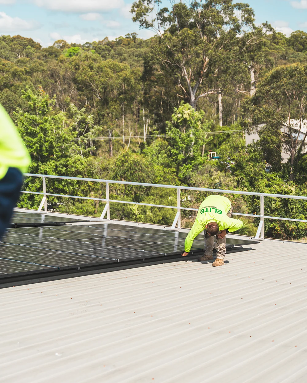 Solar installer commercial Solar installer commercial