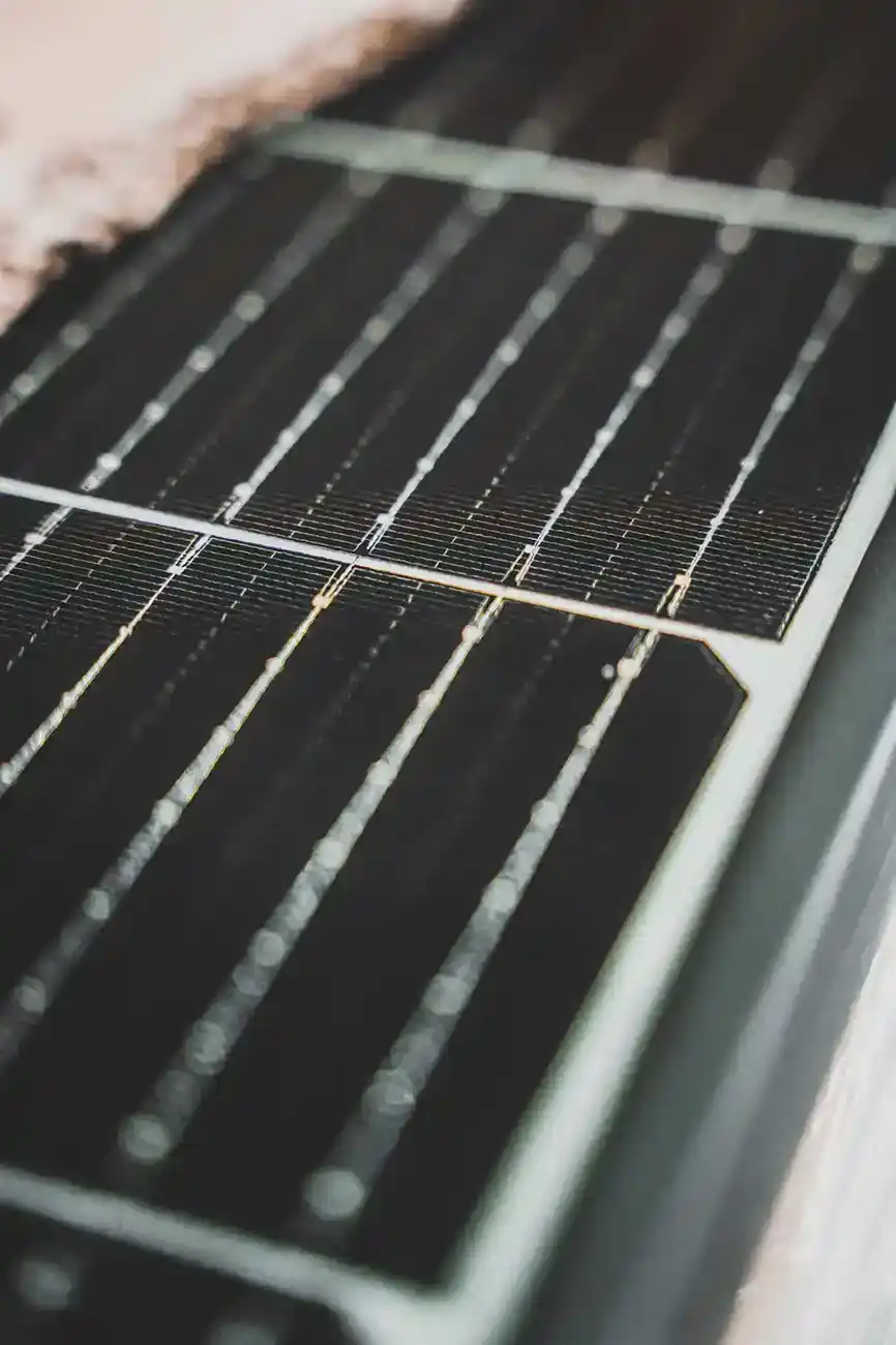 Ground mounted off-grid solar system