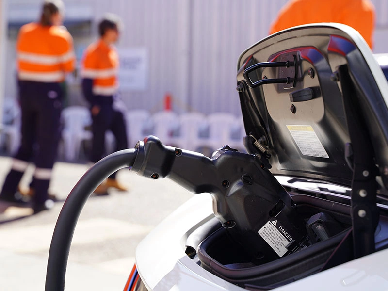 Bidirectional Charger with Nissan Leaf