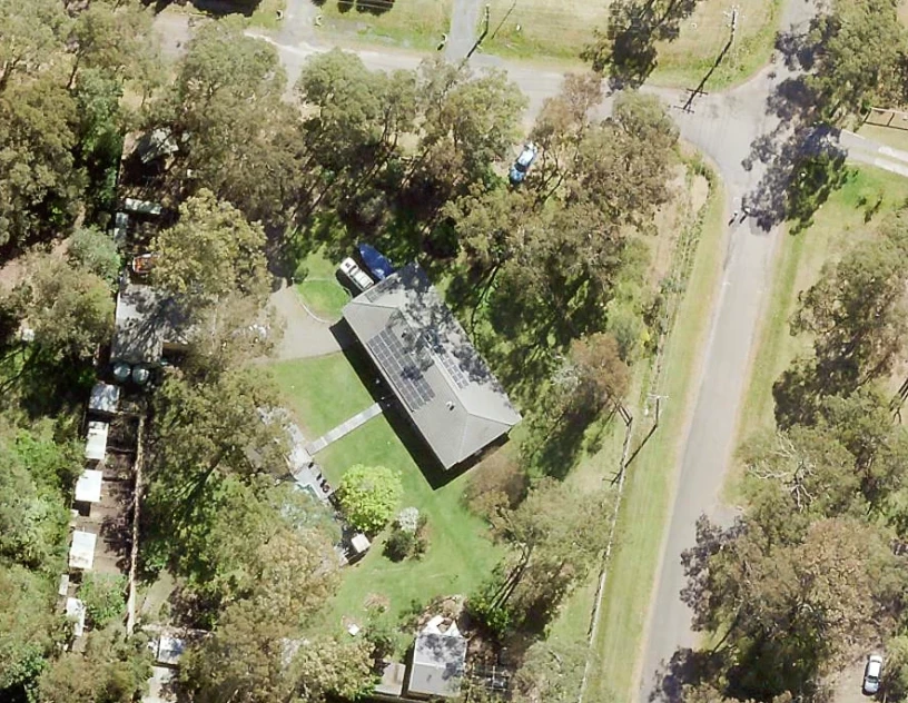 Rooftop solar system with shade