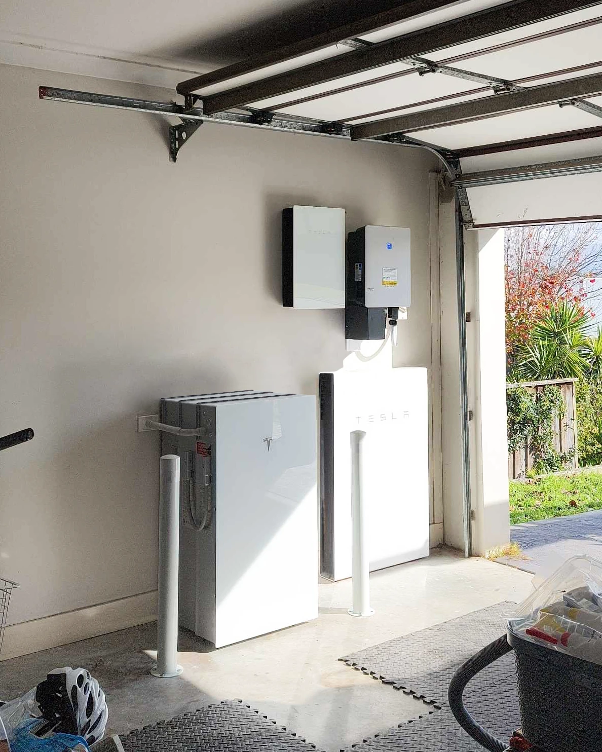 Triple Tesla Powerwall 3 installation on Powerwall 2