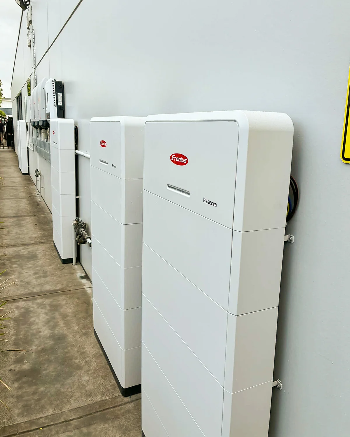 Commercial Fronius battery installation