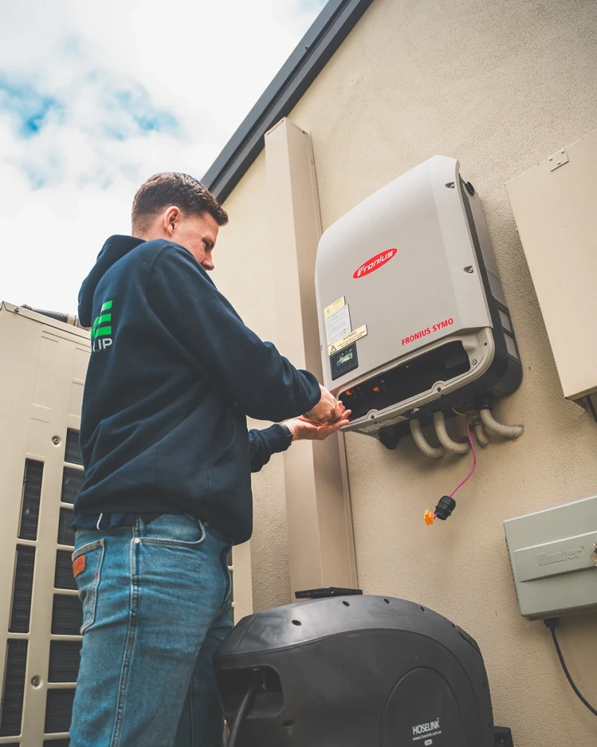 Fronius solar inverter service